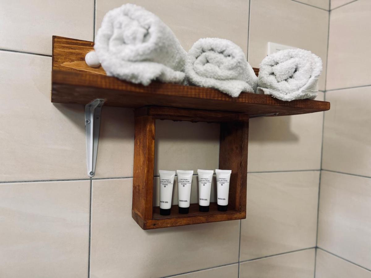 Villa Ensalv Berat - Apartment - Room - Penthouse エクステリア 写真