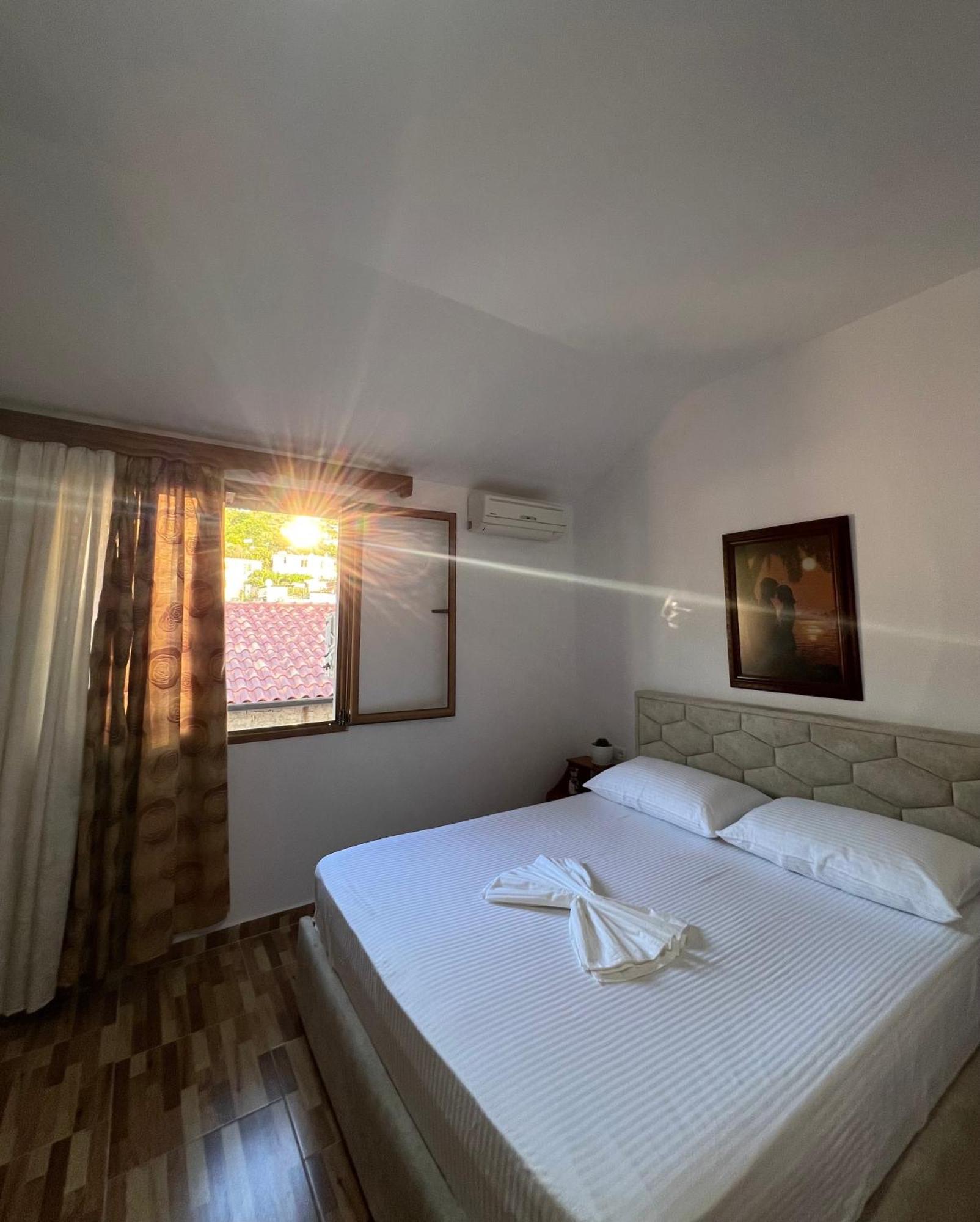 Villa Ensalv Berat - Apartment - Room - Penthouse 部屋 写真